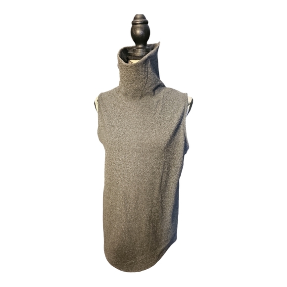 Gray Sleeveless Cowl Neck Turtleneck Sweater Sleevless Top - Picture 4 of 6